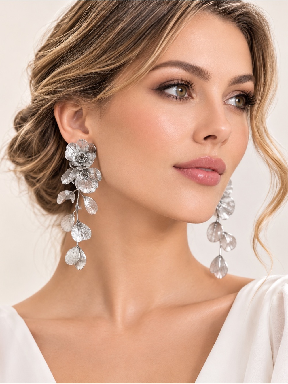 Kate Middleton Flower Silver Earrings